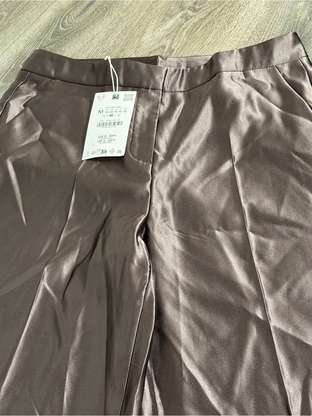 Zara Satin Wide-Leg High-Waist Pants in Taupe - Picture 4 of 5